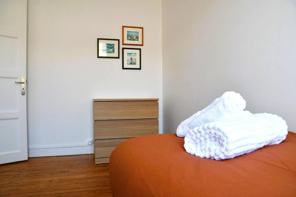 Vue Pyreneenne Elegante Avec 2 Chambres ตาร์บ ภายนอก รูปภาพ